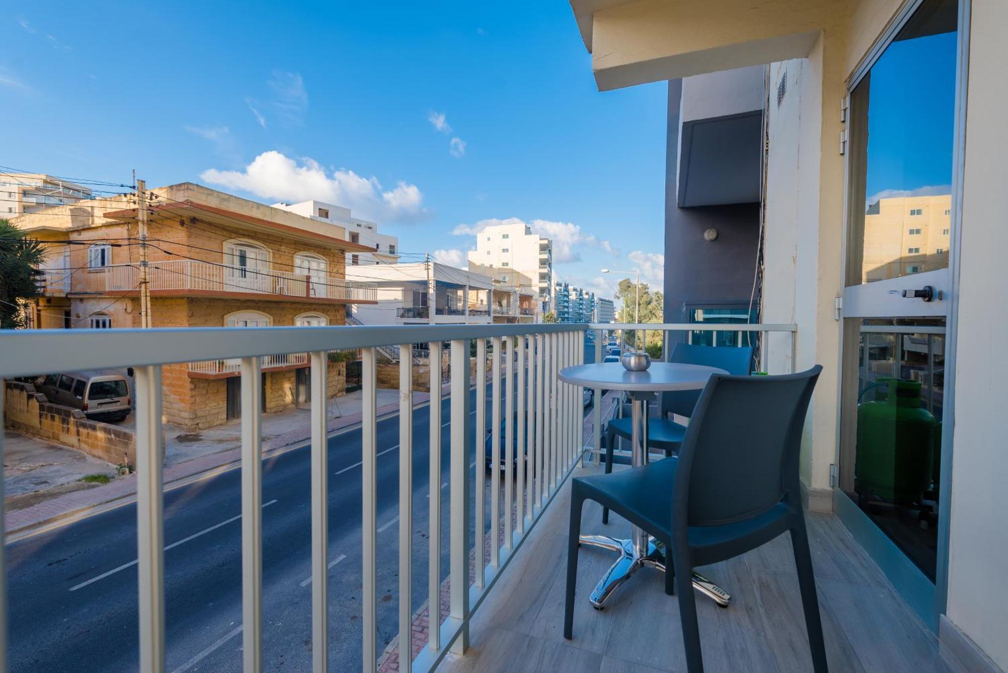 Sh5a - Qawra 2 Bedroom In Prime Location